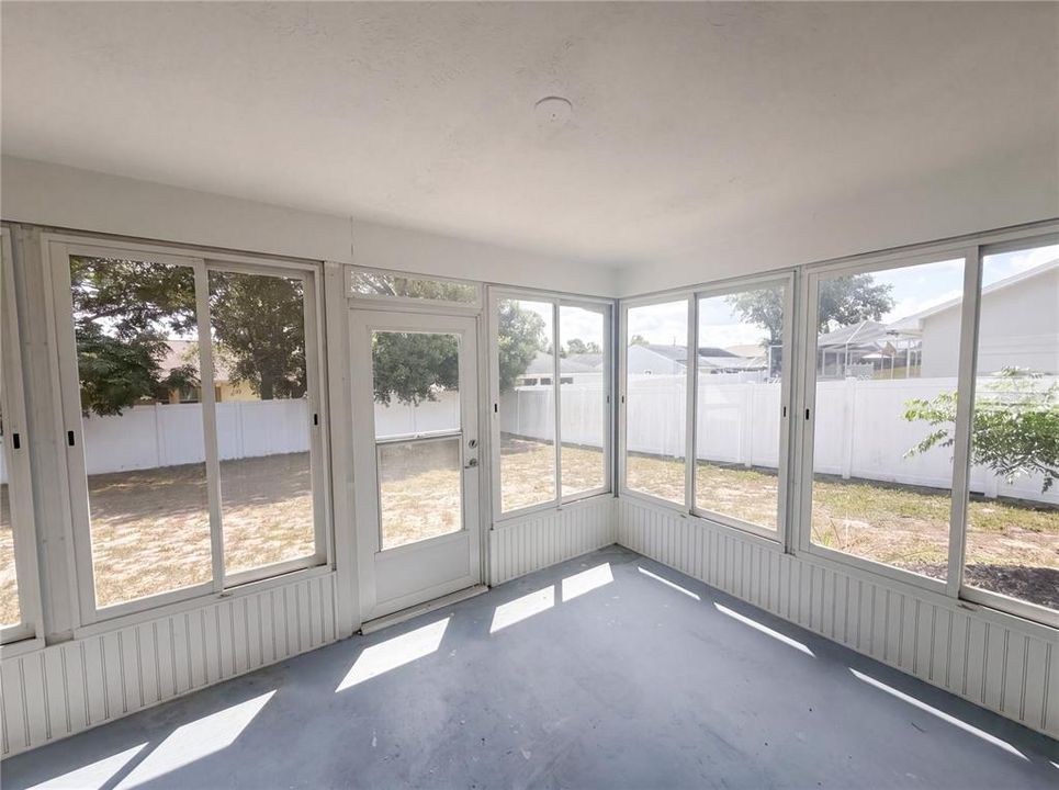 En Venta: $247,000 (2 camas, 2 baños, 1359 Pies cuadrados)