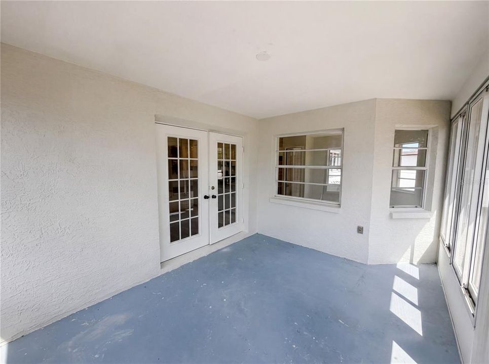 En Venta: $247,000 (2 camas, 2 baños, 1359 Pies cuadrados)