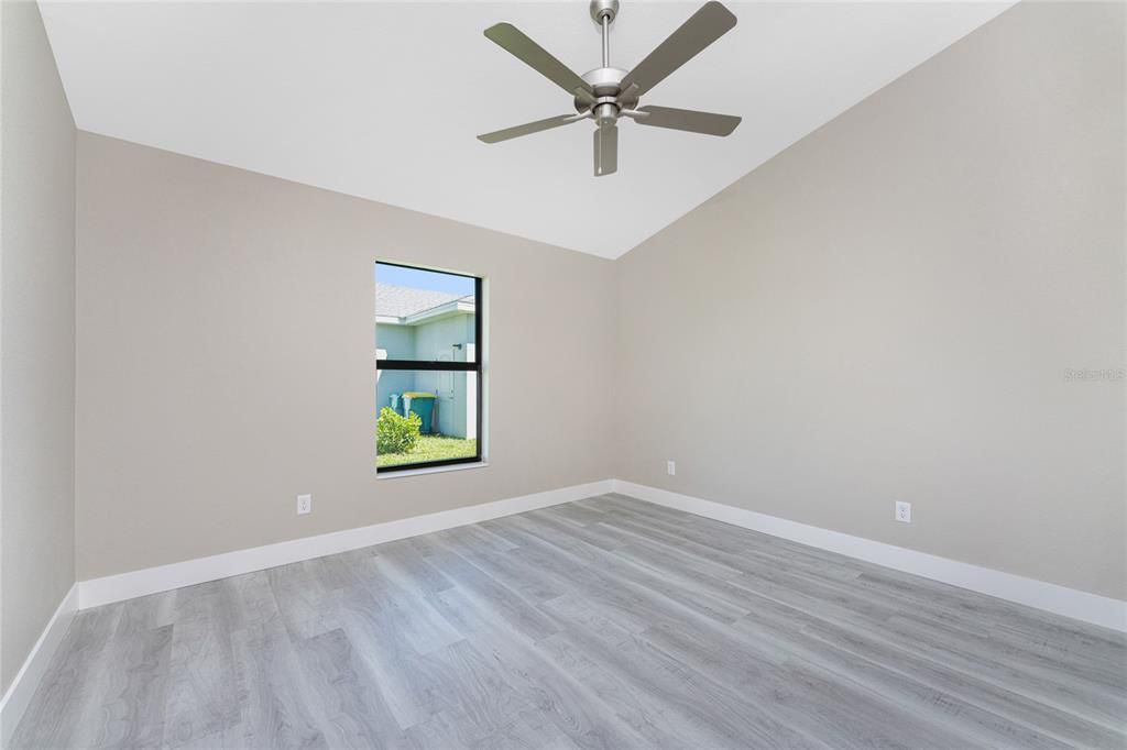 En Venta: $629,900 (3 camas, 2 baños, 2067 Pies cuadrados)
