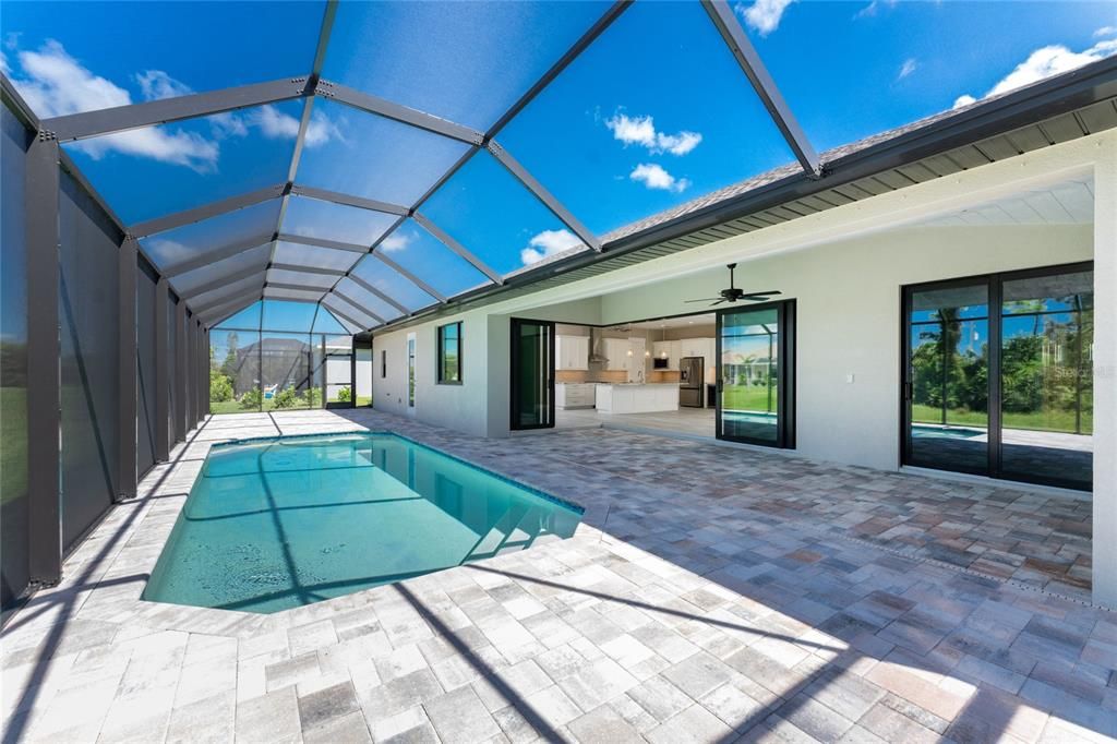 En Venta: $629,900 (3 camas, 2 baños, 2067 Pies cuadrados)