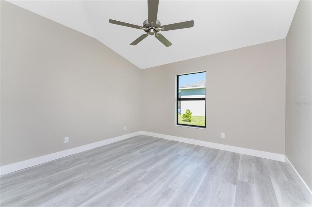 En Venta: $629,900 (3 camas, 2 baños, 2067 Pies cuadrados)