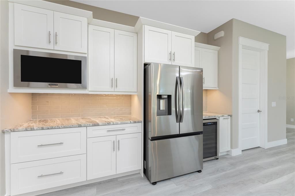 En Venta: $629,900 (3 camas, 2 baños, 2067 Pies cuadrados)