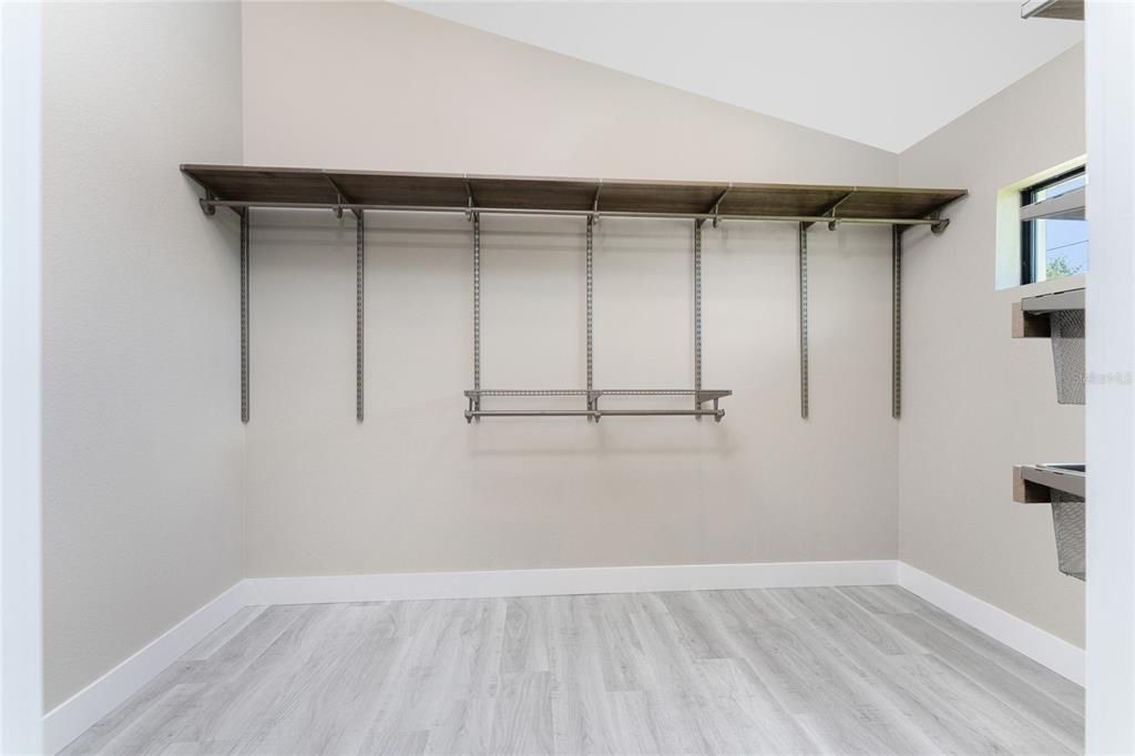 En Venta: $629,900 (3 camas, 2 baños, 2067 Pies cuadrados)