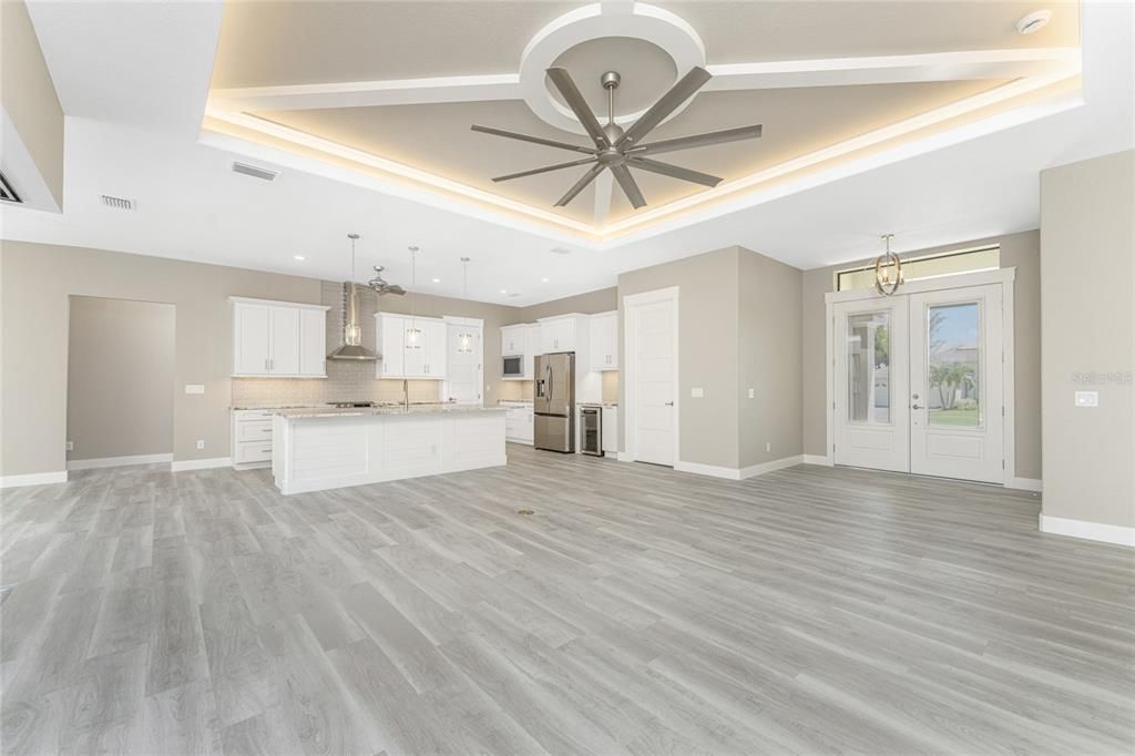En Venta: $629,900 (3 camas, 2 baños, 2067 Pies cuadrados)