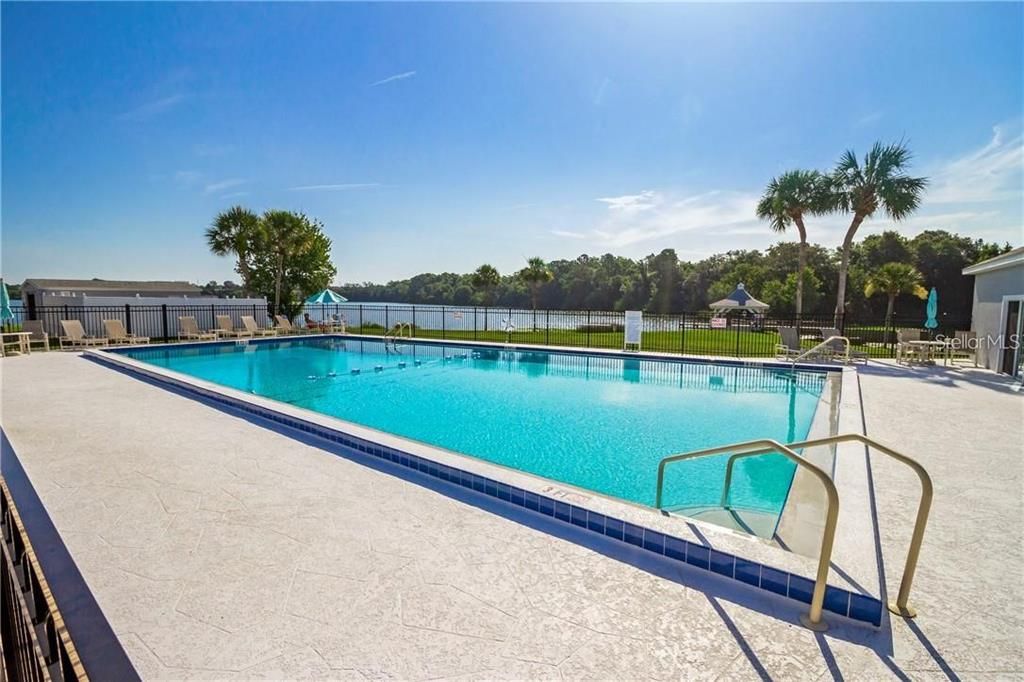 На продажу: $79,900 (0.15 acres)