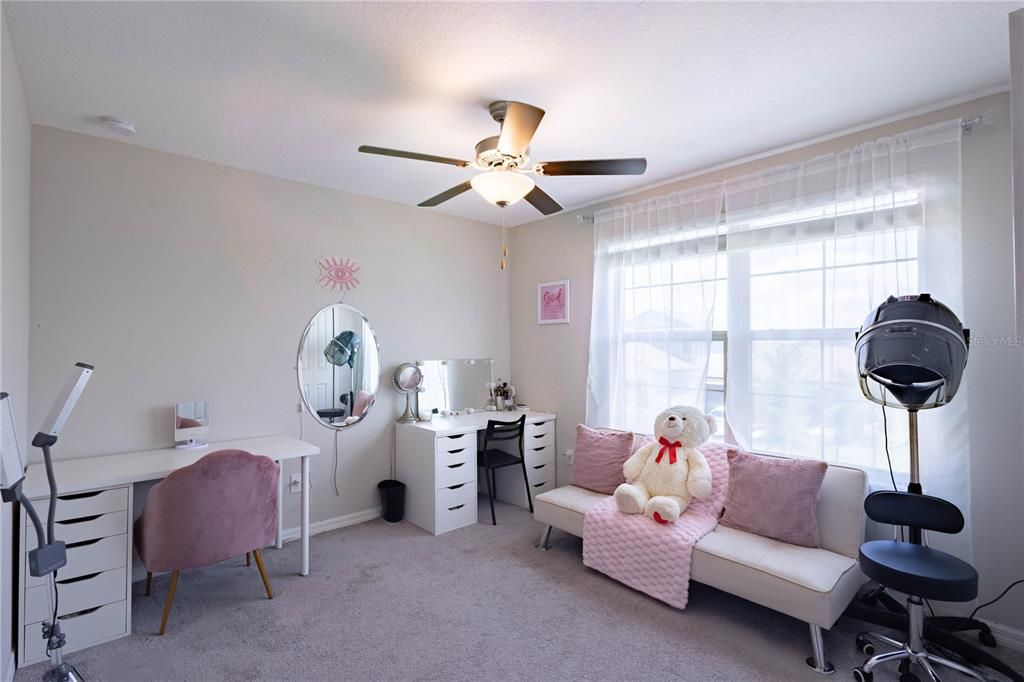 For Rent: $2,650 (5 beds, 2 baths, 2264 Square Feet)