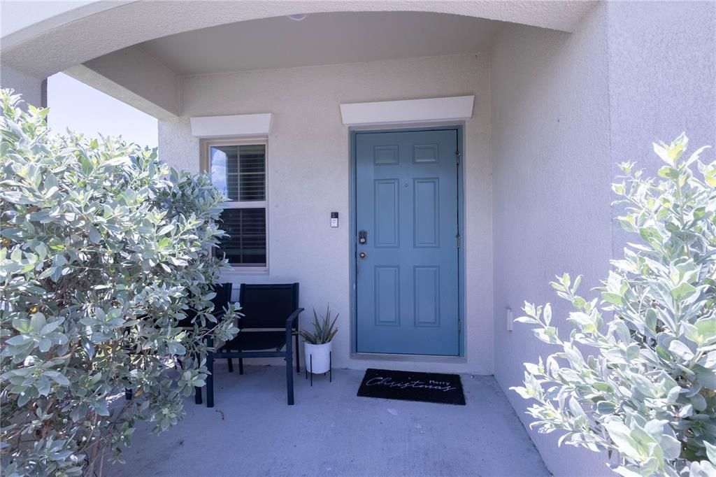 For Rent: $2,650 (5 beds, 2 baths, 2264 Square Feet)
