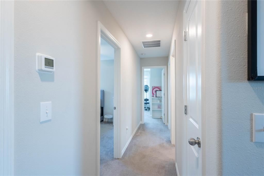 For Rent: $2,650 (5 beds, 2 baths, 2264 Square Feet)