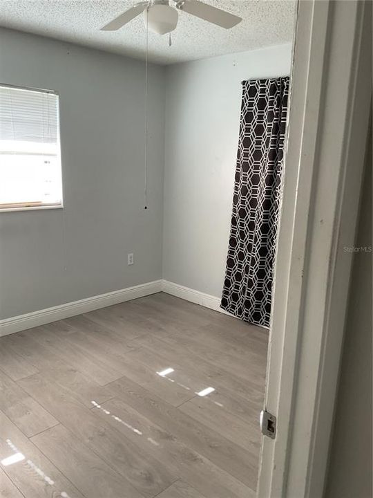 For Sale: $225,000 (3 beds, 1 baths, 960 Square Feet)