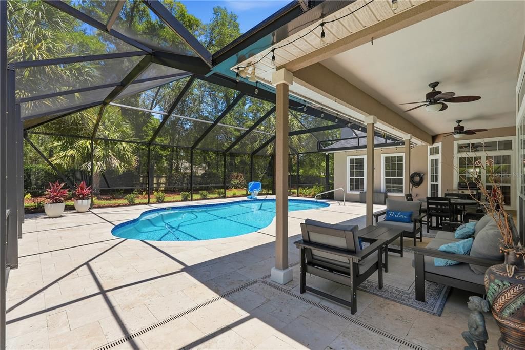 Activo con contrato: $869,900 (4 camas, 3 baños, 2860 Pies cuadrados)