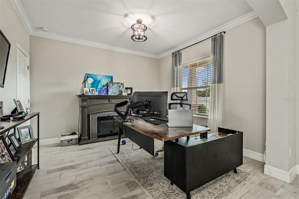 For Sale: $475,000 (5 beds, 3 baths, 2830 Square Feet)