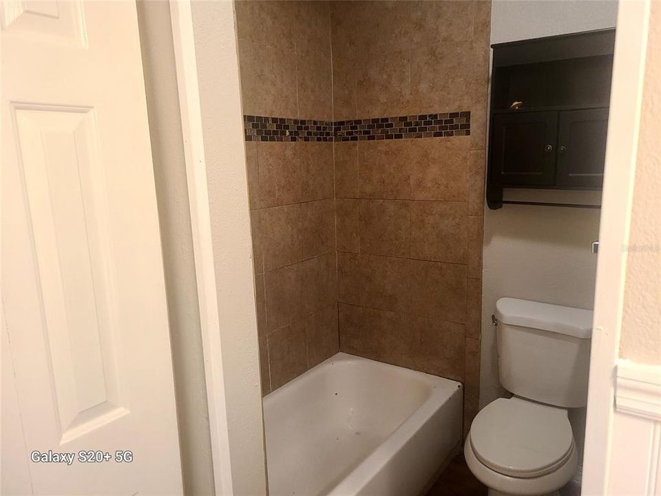 For Rent: $1,750 (3 beds, 2 baths, 1183 Square Feet)