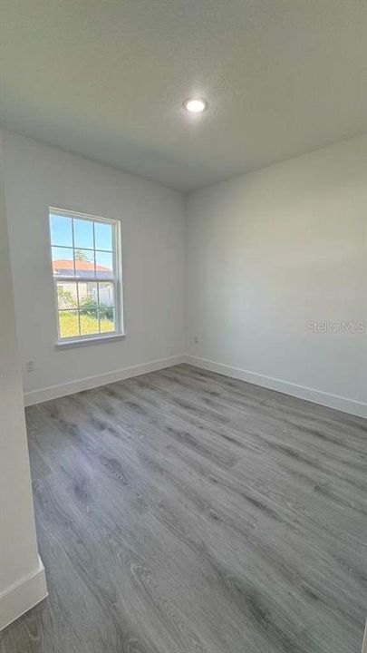На продажу: $306,900 (4 спален, 2 ванн, 1774 Квадратных фут)