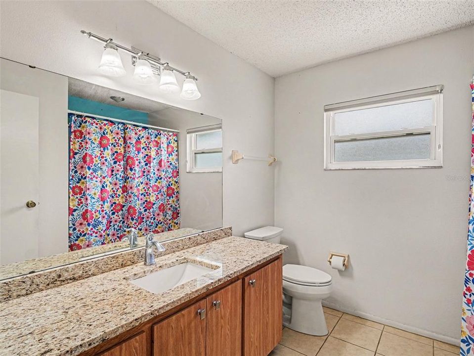 For Sale: $270,000 (2 beds, 2 baths, 1515 Square Feet)