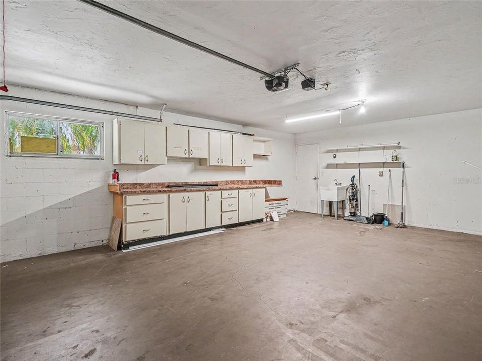 For Sale: $270,000 (2 beds, 2 baths, 1515 Square Feet)