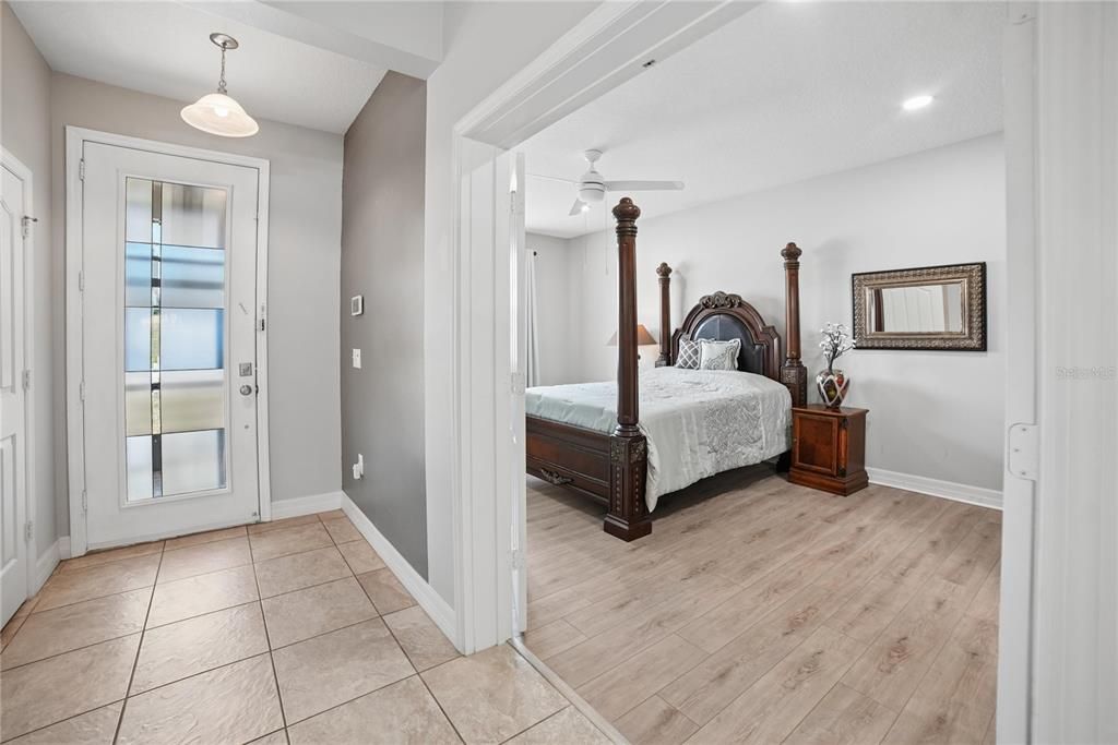 Activo con contrato: $518,995 (4 camas, 2 baños, 2670 Pies cuadrados)