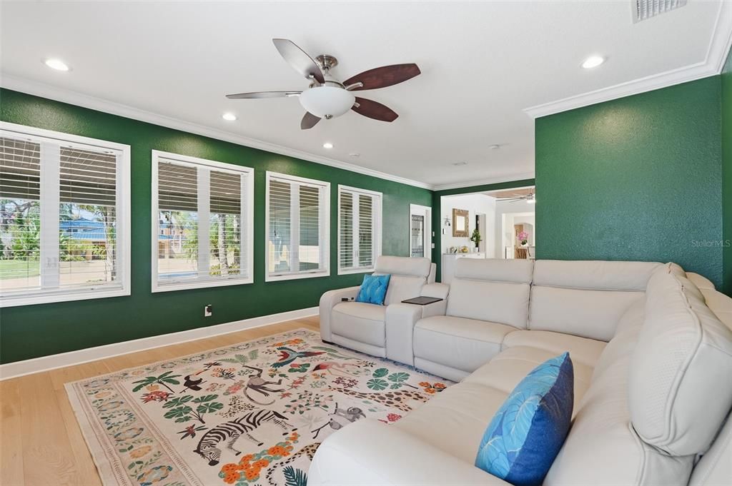 Active With Contract: $759,000 (4 beds, 3 baths, 2973 Square Feet)