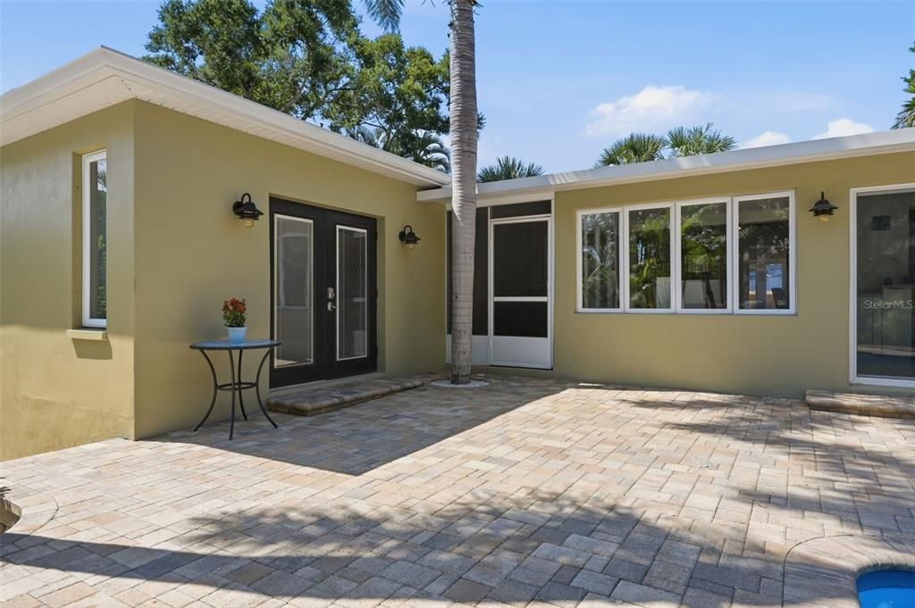Active With Contract: $759,000 (4 beds, 3 baths, 2973 Square Feet)