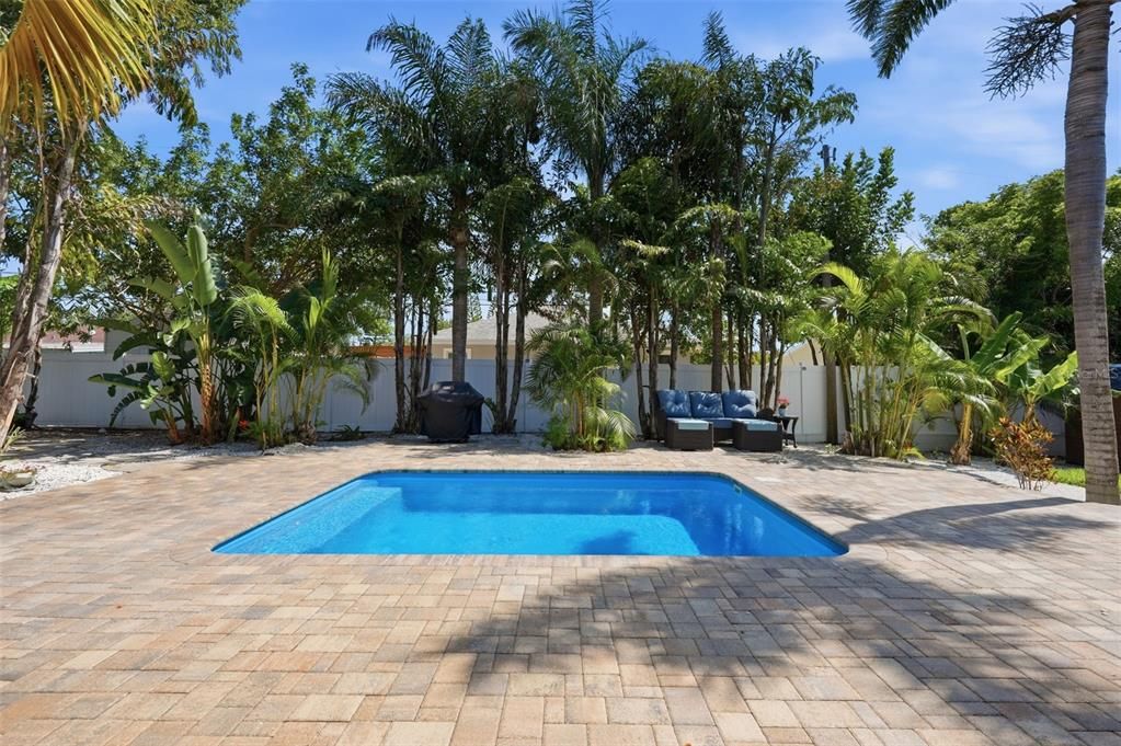 Active With Contract: $759,000 (4 beds, 3 baths, 2973 Square Feet)