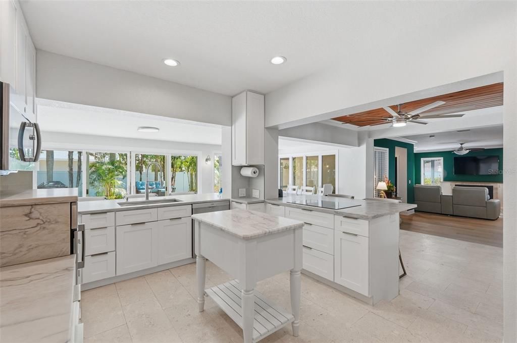 Active With Contract: $759,000 (4 beds, 3 baths, 2973 Square Feet)