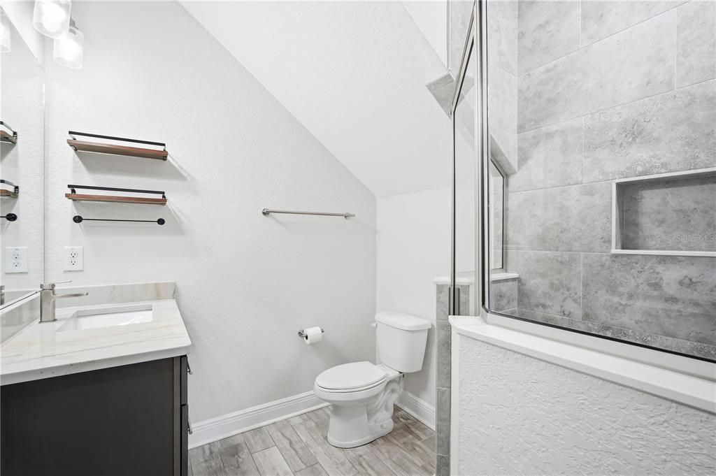 For Rent: $3,200 (4 beds, 3 baths, 2031 Square Feet)