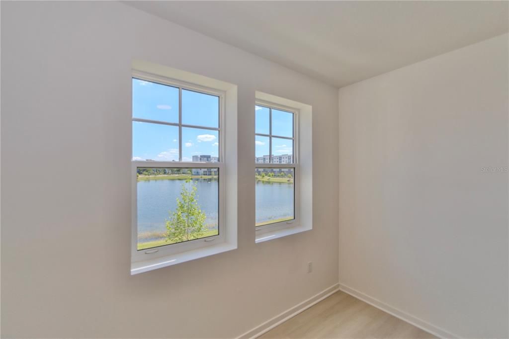 В аренду: $1,800 (2 спален, 2 ванн, 1023 Квадратных фут)