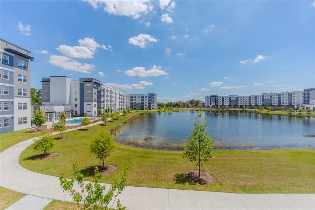 В аренду: $1,800 (2 спален, 2 ванн, 1023 Квадратных фут)