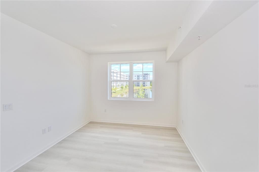В аренду: $1,800 (2 спален, 2 ванн, 1023 Квадратных фут)