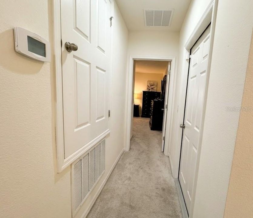For Rent: $2,300 (4 beds, 2 baths, 1994 Square Feet)