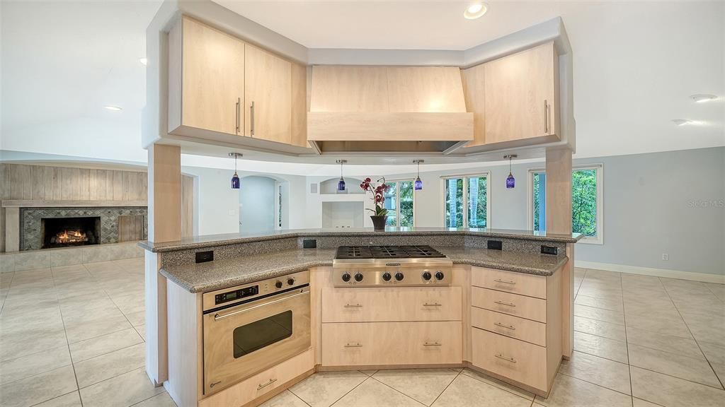 For Sale: $899,000 (4 beds, 3 baths, 3147 Square Feet)