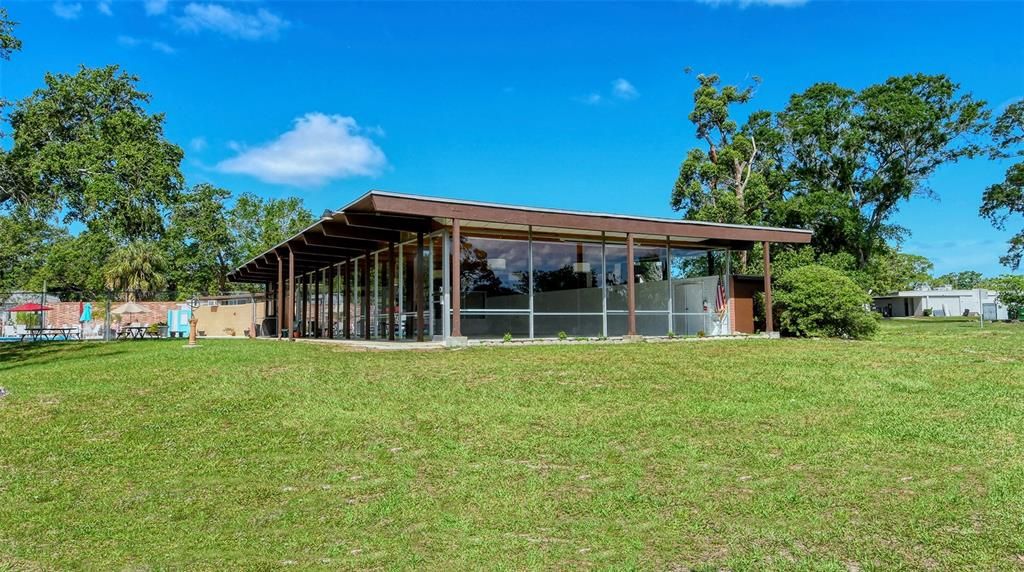 For Sale: $899,000 (4 beds, 3 baths, 3147 Square Feet)