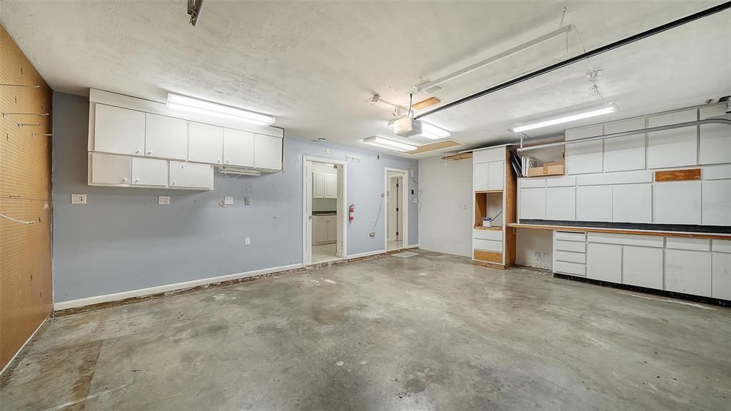 For Sale: $899,000 (4 beds, 3 baths, 3147 Square Feet)