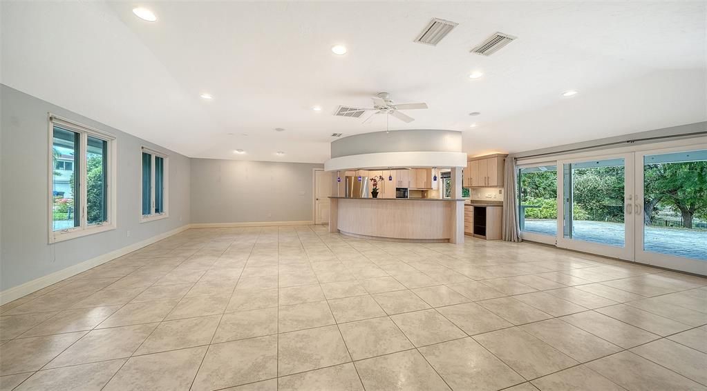For Sale: $899,000 (4 beds, 3 baths, 3147 Square Feet)