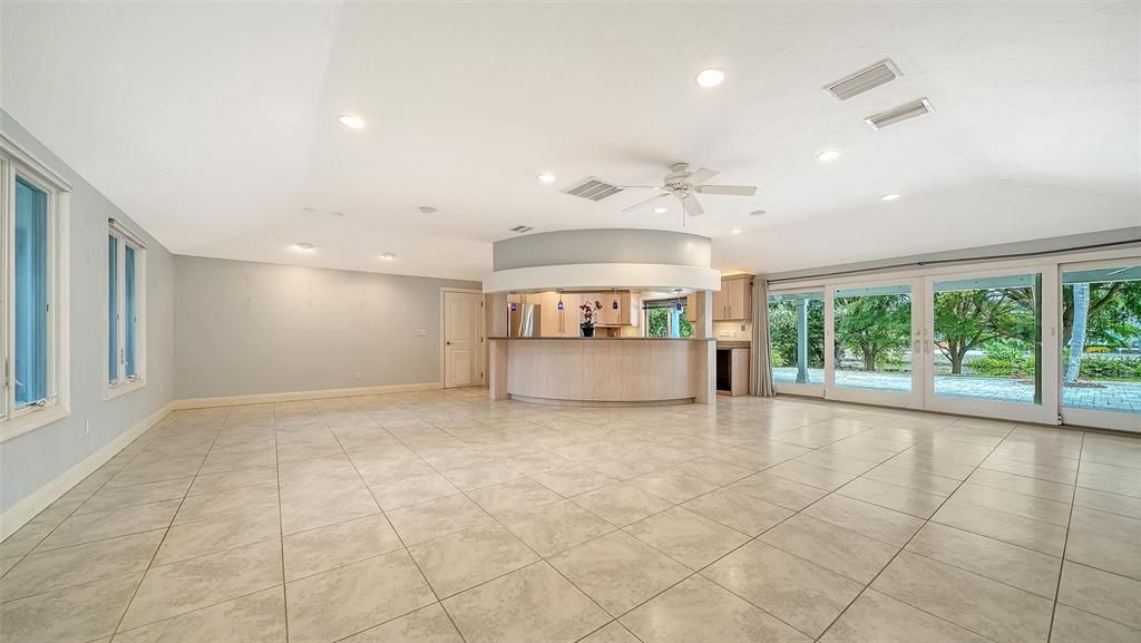 For Sale: $899,000 (4 beds, 3 baths, 3147 Square Feet)