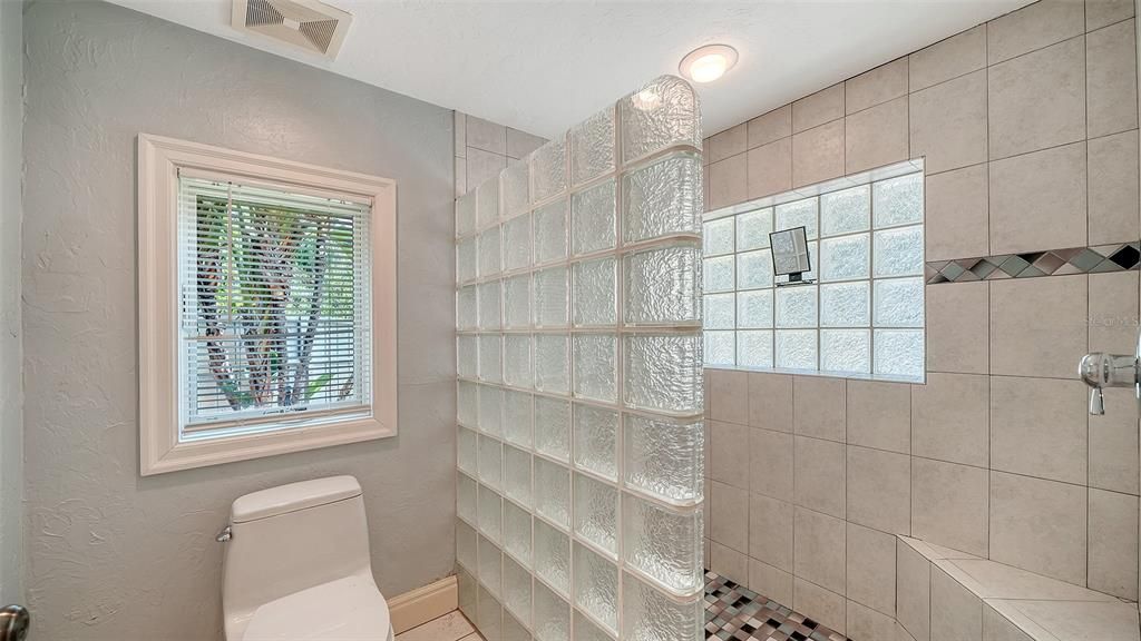 For Sale: $899,000 (4 beds, 3 baths, 3147 Square Feet)
