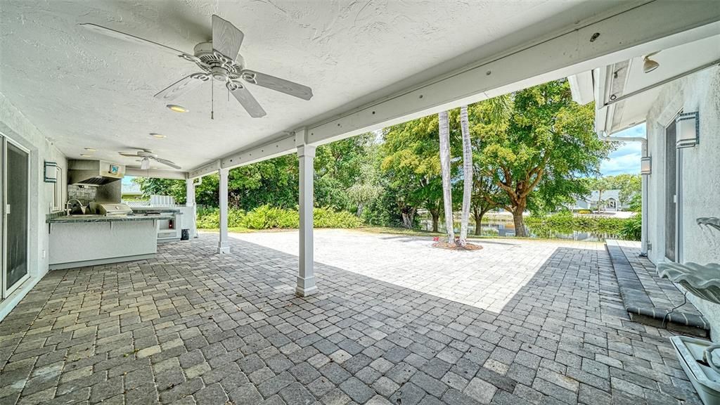 For Sale: $899,000 (4 beds, 3 baths, 3147 Square Feet)