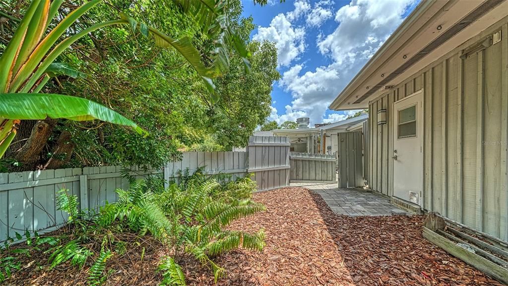 For Sale: $899,000 (4 beds, 3 baths, 3147 Square Feet)