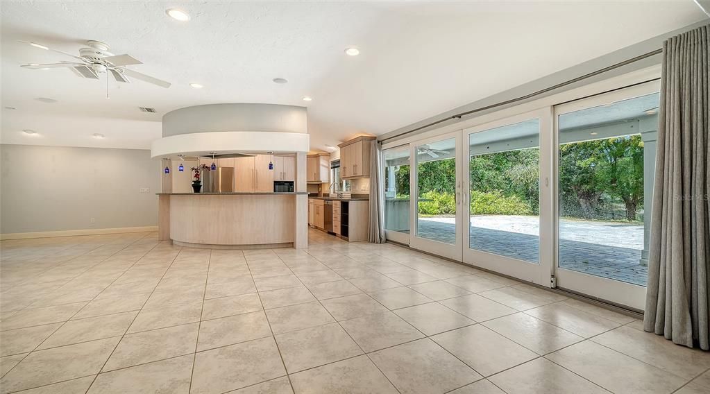 For Sale: $899,000 (4 beds, 3 baths, 3147 Square Feet)