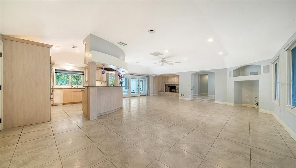For Sale: $899,000 (4 beds, 3 baths, 3147 Square Feet)