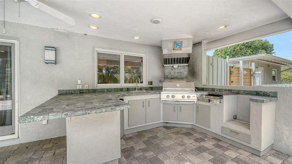 For Sale: $899,000 (4 beds, 3 baths, 3147 Square Feet)