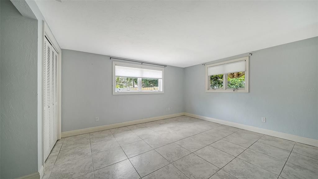 For Sale: $899,000 (4 beds, 3 baths, 3147 Square Feet)
