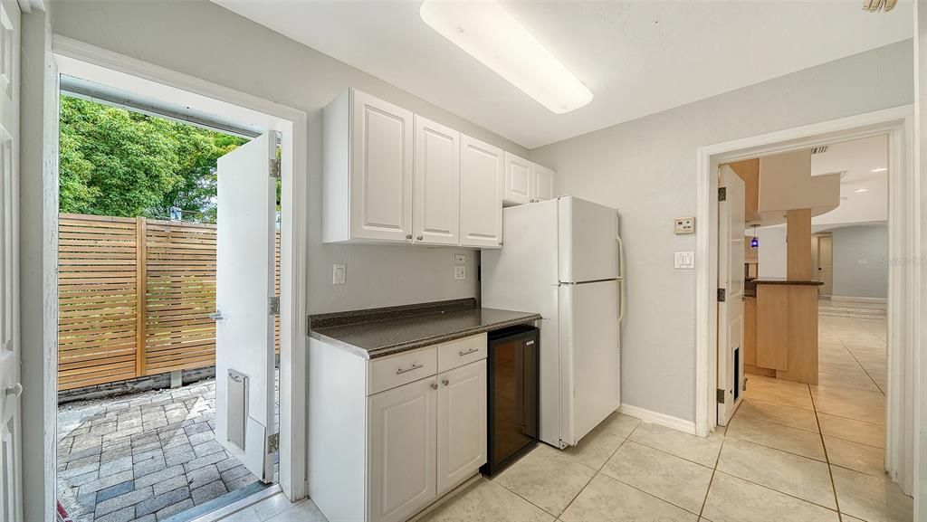 For Sale: $899,000 (4 beds, 3 baths, 3147 Square Feet)