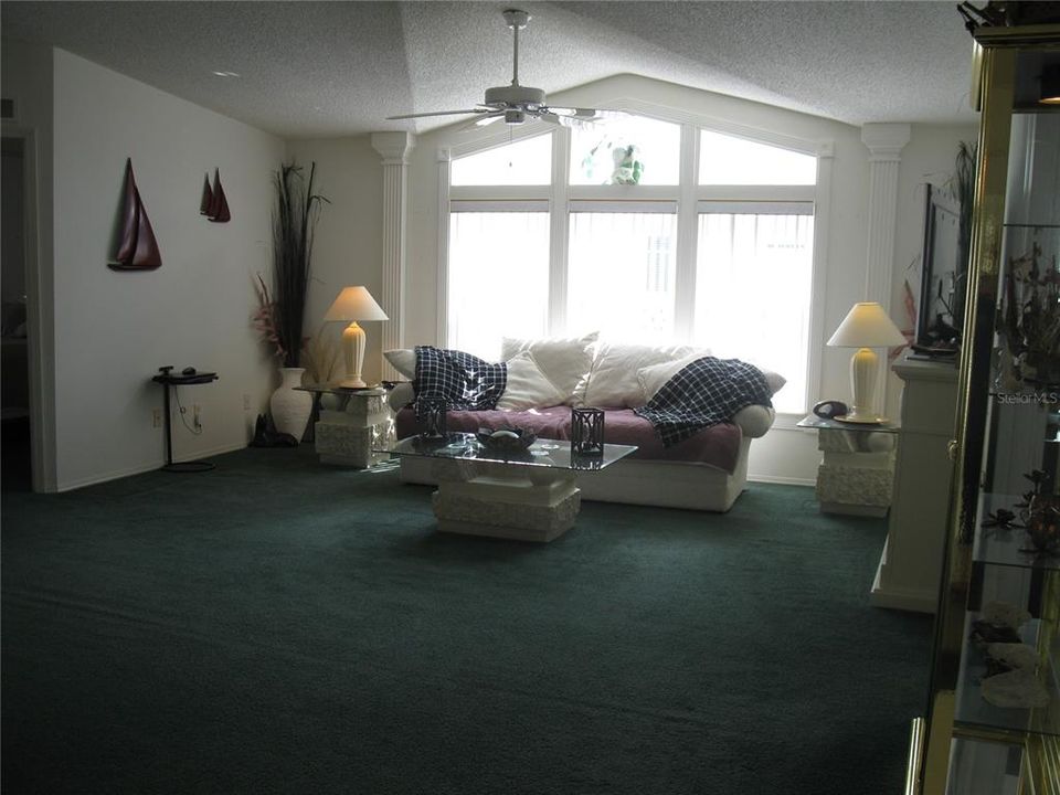 For Sale: $205,000 (3 beds, 2 baths, 1485 Square Feet)