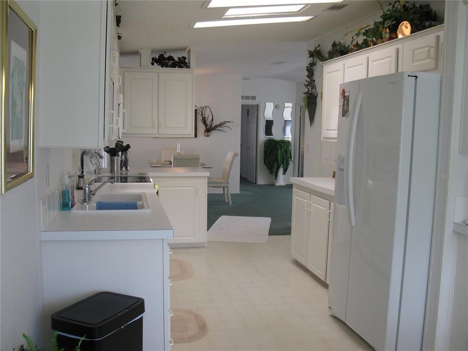 For Sale: $205,000 (3 beds, 2 baths, 1485 Square Feet)