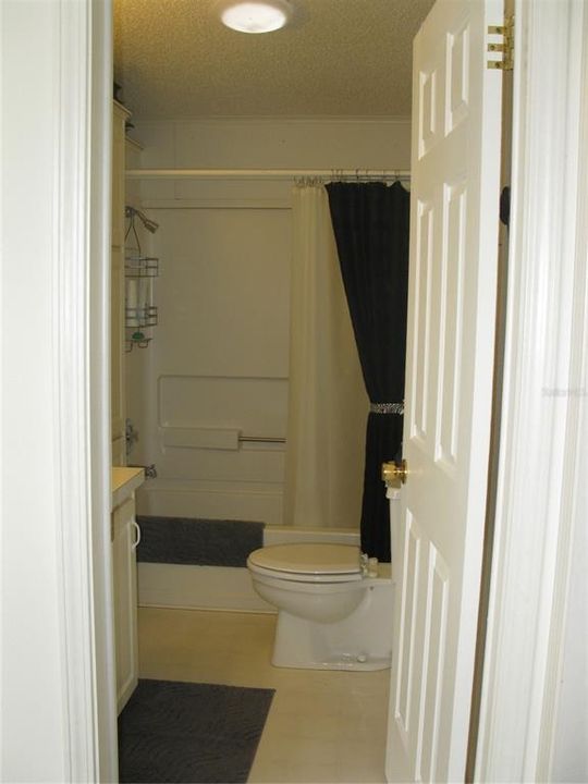 For Sale: $205,000 (3 beds, 2 baths, 1485 Square Feet)