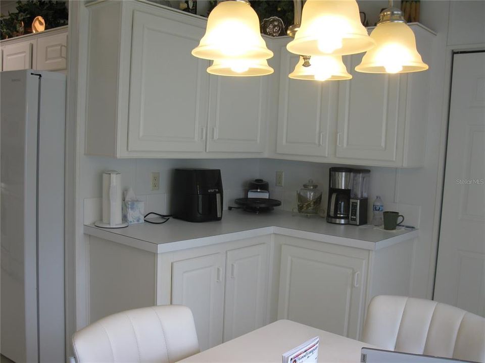For Sale: $205,000 (3 beds, 2 baths, 1485 Square Feet)