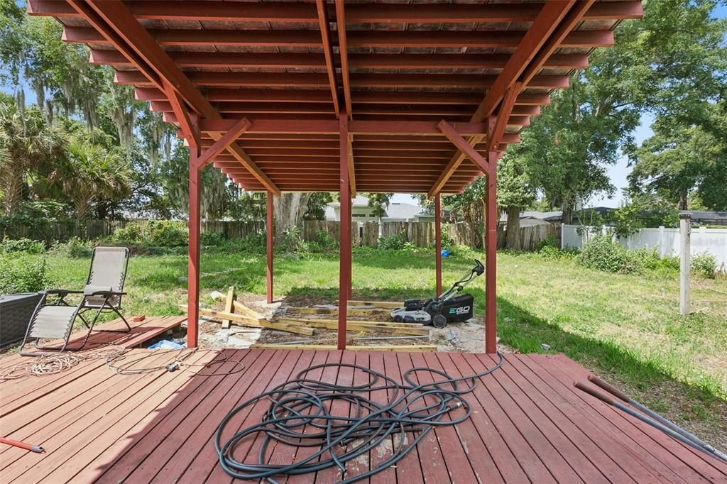 Activo con contrato: $399,900 (3 camas, 2 baños, 1363 Pies cuadrados)