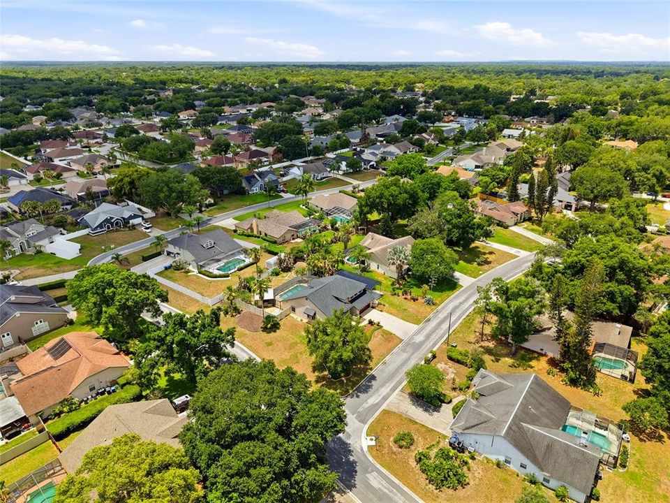 For Sale: $660,000 (4 beds, 3 baths, 2886 Square Feet)