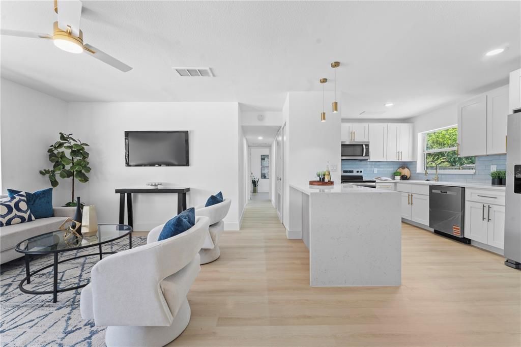 En Venta: $379,900 (3 camas, 2 baños, 1190 Pies cuadrados)