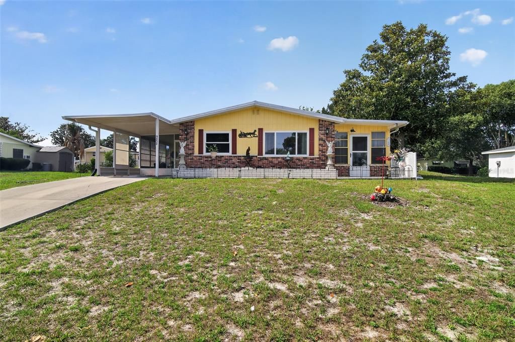 Active With Contract: $150,000 (2 beds, 1 baths, 864 Square Feet)